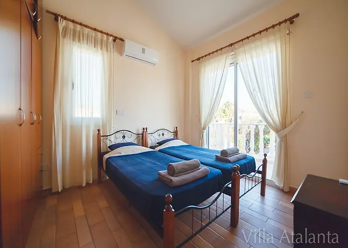 Villa Natalia Coral Bay